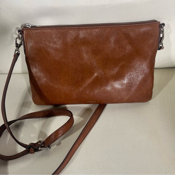 Fossil Tan Leather Crossbody Bag - Picture 3 of 8